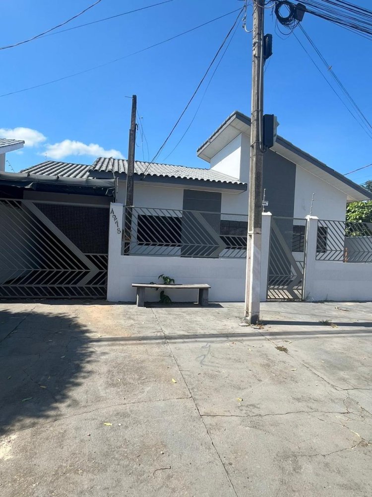 Casa - Venda - Centro (s-01) - Vilhena - RO
